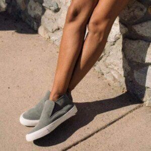 SeaVees Huntington Middie Suede Leather in Greyboard Womens 6.5 Slip On Sneaker